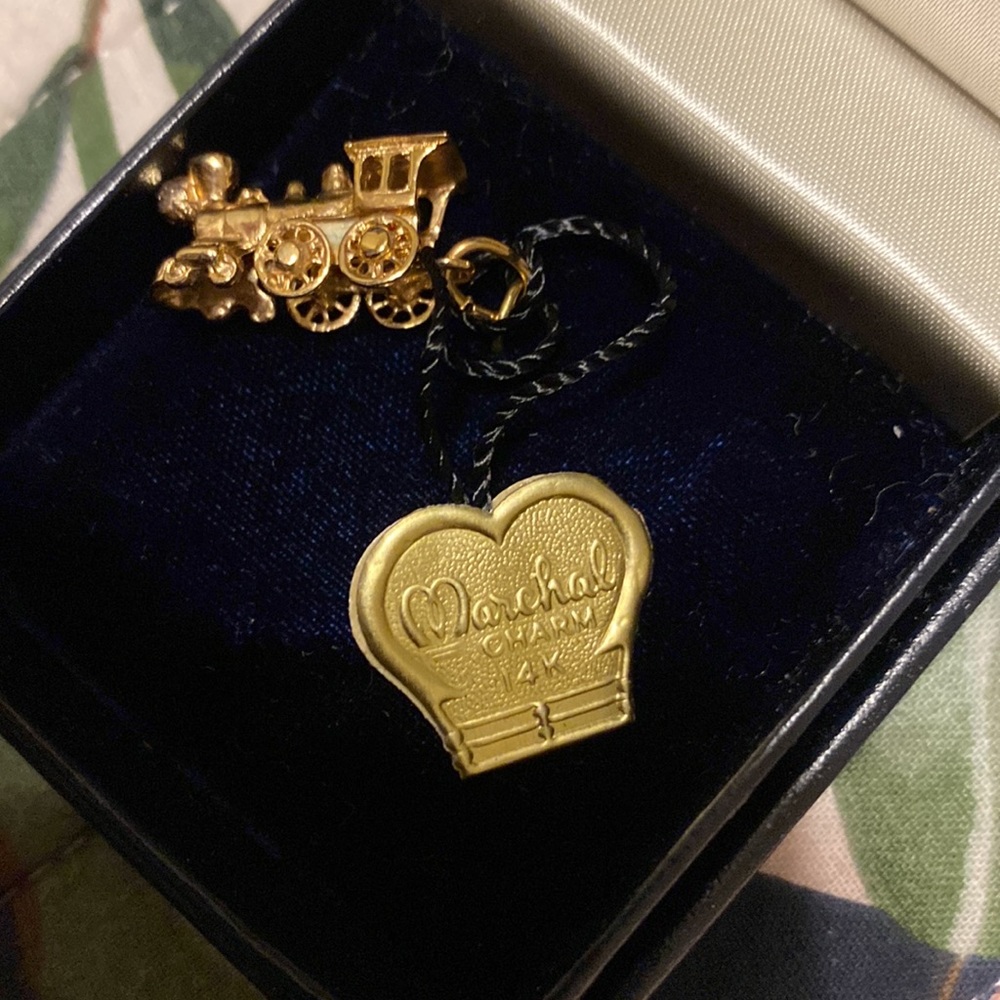 Marchal Jewelry 14K Gold Articulated Choo Choo Engine Train Locomotive Charm - Picture 2 of 2